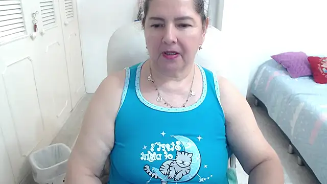 leonela_69 Live XXX Chat