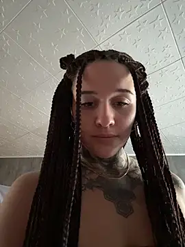 KishaMur élő XXX-chatje