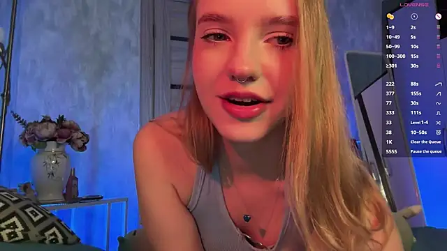 XXX chat uživo modela EveDarkSide