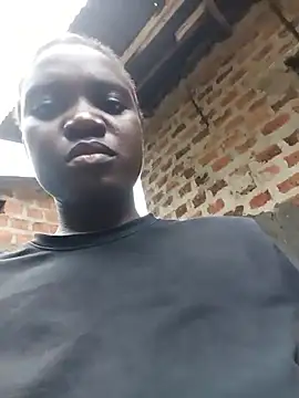 holygrail001のライブXXXチャット