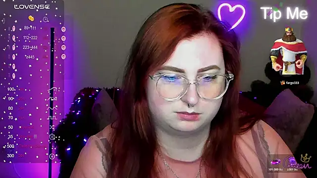 Alicia_love00 élő XXX-chatje