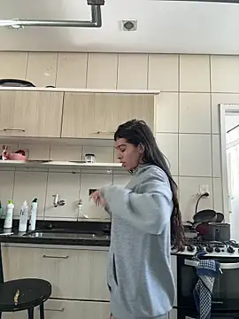 دردشة Nikatsu الجنسية المباشرة