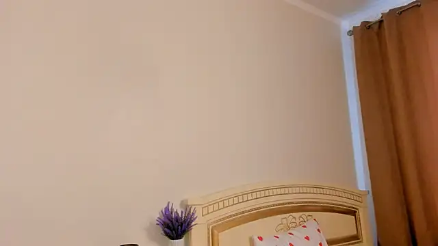 VelvetRisque Chat XXX in diretta