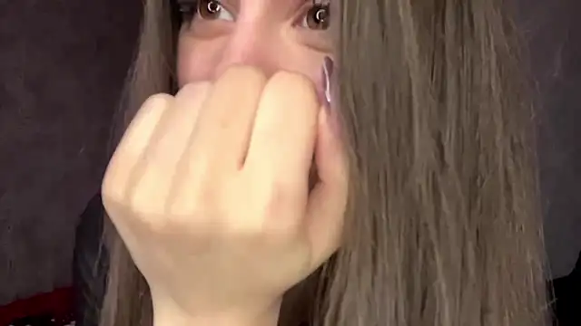 SO_Sofi's Live XXX Chat