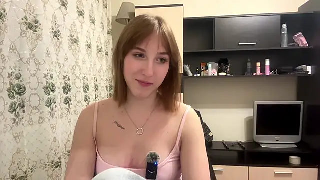 Chat XXX en directo de AquilineOrites