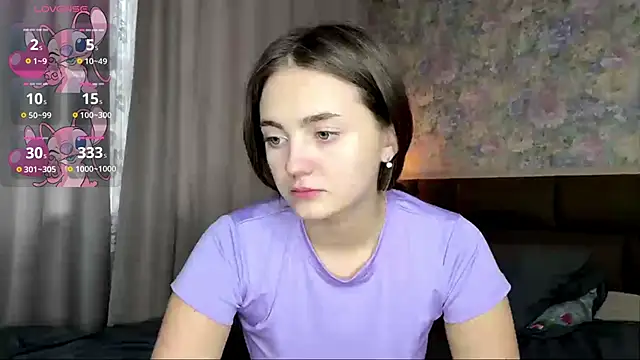 Chat +18 de LoraDavi ao vivo