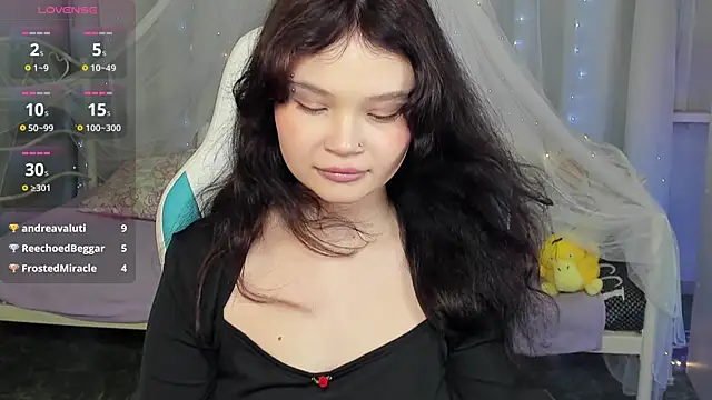 دردشة EmilyChaves الجنسية المباشرة