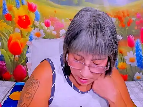 indianroxyのライブXXXチャット