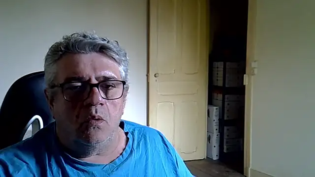 Chat XXX en directo de Laurent_oldmen