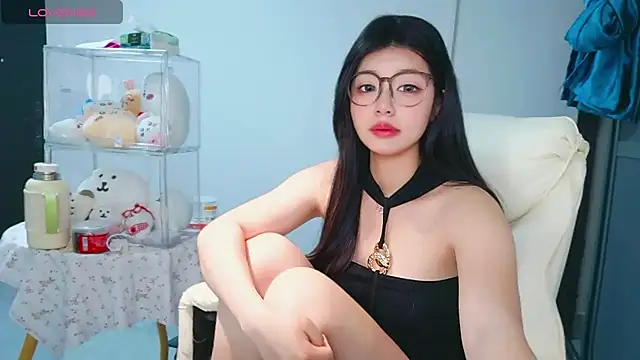 -XiaoYu-777 Chat XXX in diretta