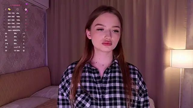 XXX chat uživo modela SolLocy