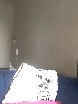 Chat +18 de Curveysinaa ao vivo