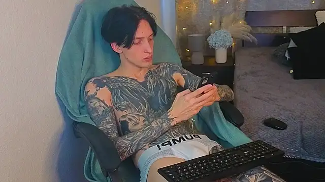 Chat +18 de Martin_Jin ao vivo