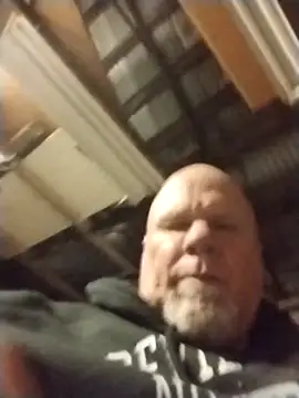 Reddog833 Live XXX-Chat