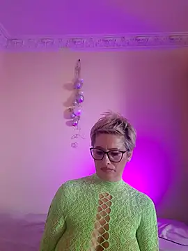 LunaBlaise élő XXX-chatje