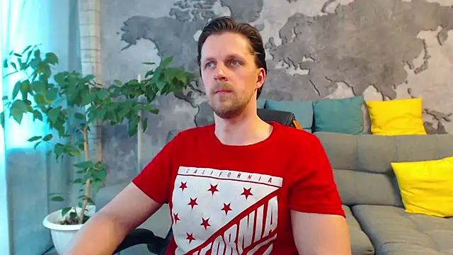 VikingChrisssのライブXXXチャット