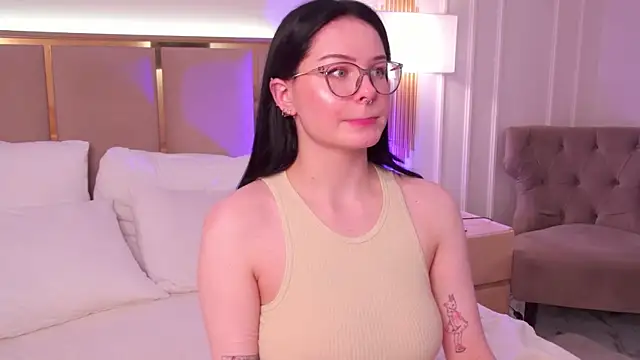 CindyMilのライブXXXチャット