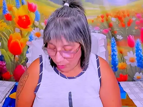 indianroxy élő XXX-chatje