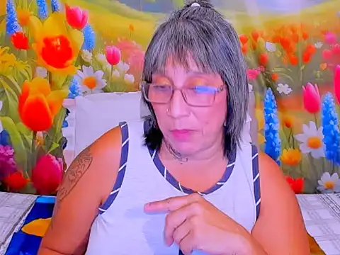 indianroxy: απευθείας συνομιλία ΧΧΧ