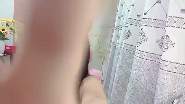 Lingling-Baby520 live XXX chat