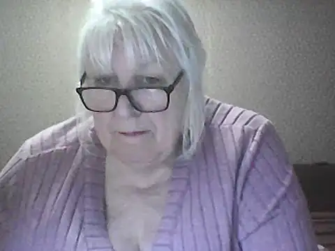 Alexia64231's Webcam Show