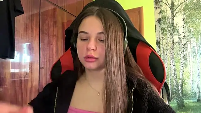 ThedaStrevelln Live XXX chat