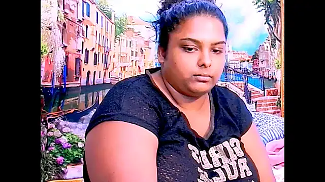 Indianfairy99 Adlı Modelin Canlı XXX Sohbeti