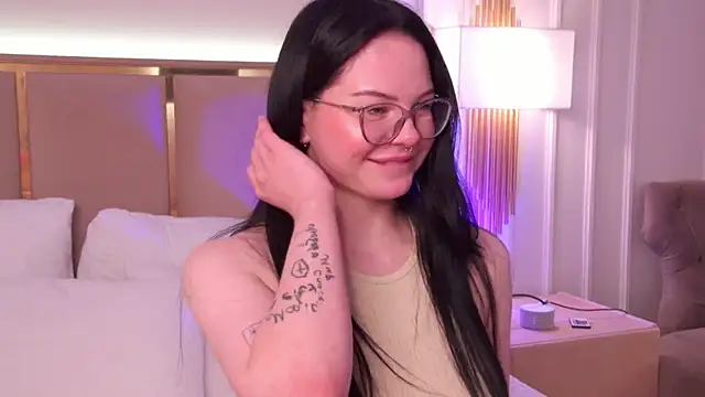 CindyMil Live XXX-chat