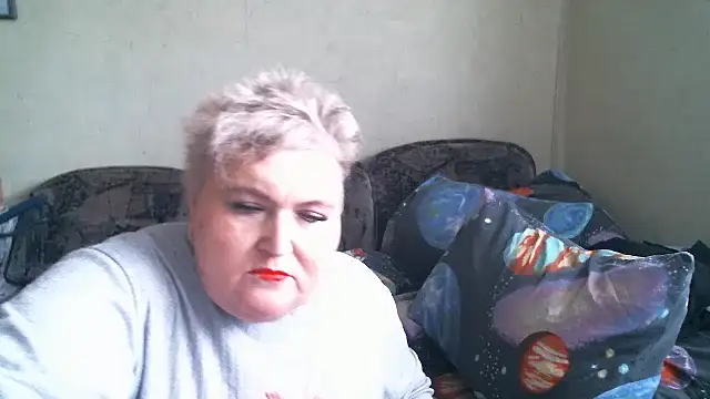 Lana555 Adlı Modelin Canlı XXX Sohbeti