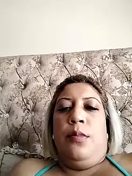 IndianLara 라이브 XXX 채팅