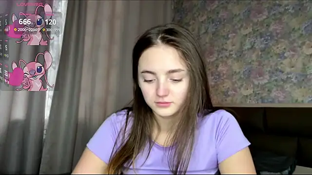 LoraDavi's Live XXX Chat