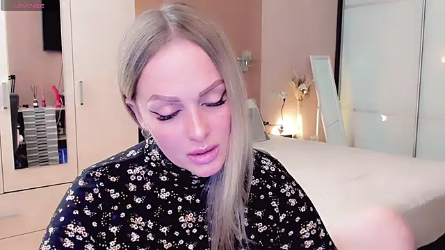 Czat XXX na żywo – Libby_Nora