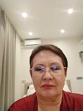 Živý XXX chat SalientClean