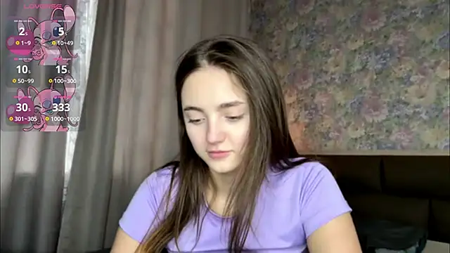 LoraDavi's Live XXX Chat