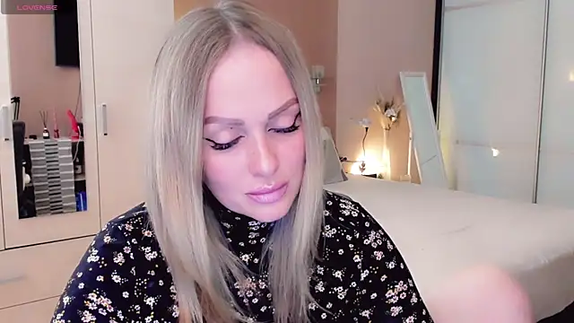 Libby_Nora élő XXX-chatje