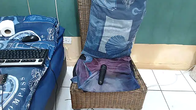 CreamyTea: απευθείας συνομιλία ΧΧΧ