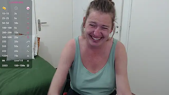 cumfun élő XXX-chatje