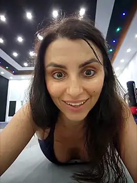 Izabella_Bella 现场XXX聊天