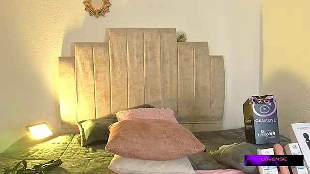 แชท XXX สดของ Petite_pepper