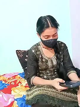 18_year_old_girl Adlı Modelin Canlı XXX Sohbeti