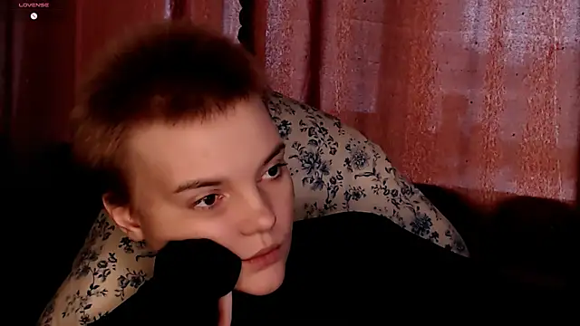 KrisNeal Live XXX-Chat