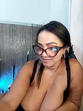 Yameil 即時 XXX 聊天