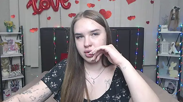 LauraHlot Chat XXX in diretta