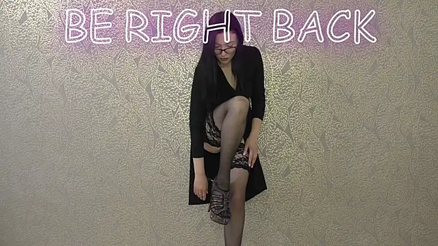 دردشة honeyed_poison الجنسية المباشرة