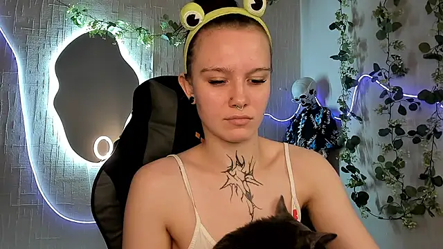 Elastikisss' Live XXX Chat