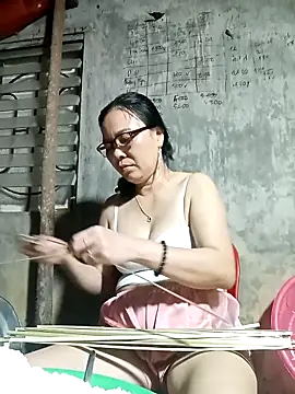 Nuna_689 网络视讯表演