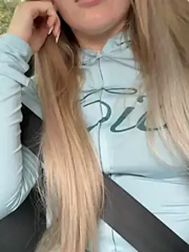 Chat XXX ao vivo de Holly-Glamour