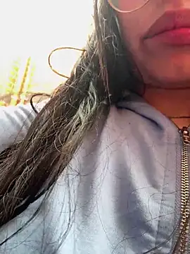 Chat +18 de DearAbbiee ao vivo