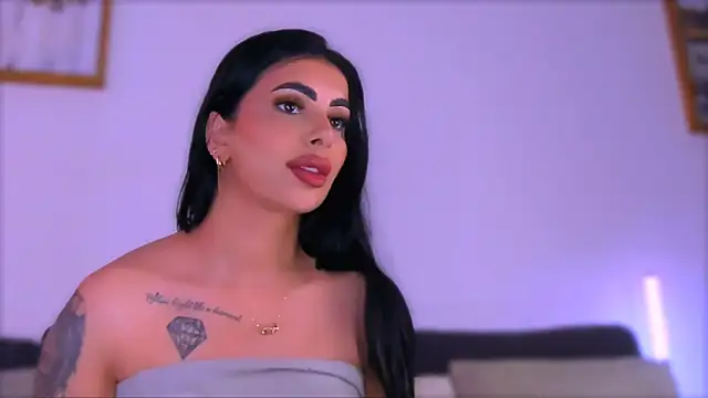 Moonamour Live XXX-chat