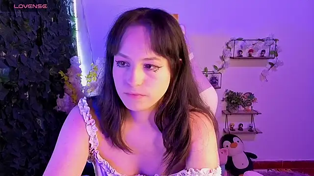 Chat XXX en directo de Eymmy_24